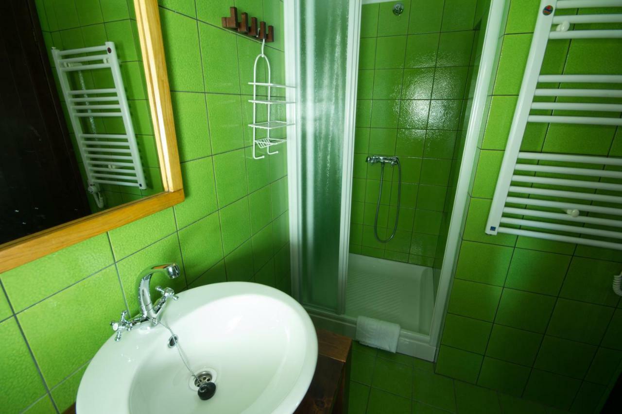 Holiday Homes Poli Svetega Antona Gračišće Екстериор снимка